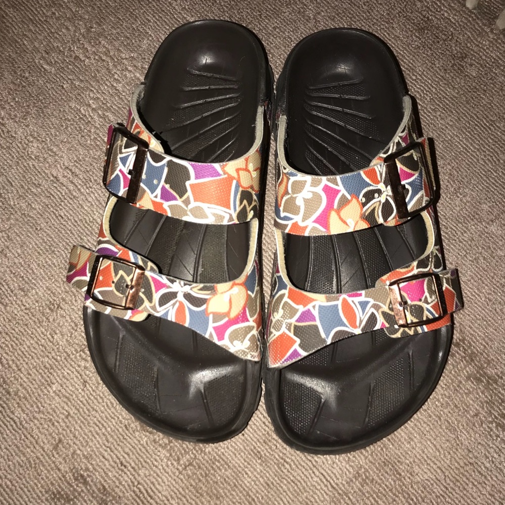 Birki’s Floral Pattern (Birkenstock)